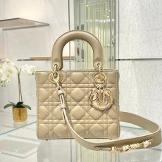 [하이엔드급] 디올 Lady Dior My ABCDior 스몰 백 / 비스킷 [매장가840만원대]