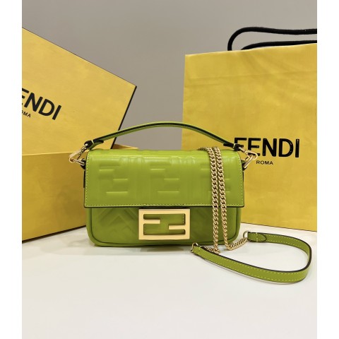 펜디 Fendi 바게트 미니 체인 백 / 그린 [매장가320만원대]