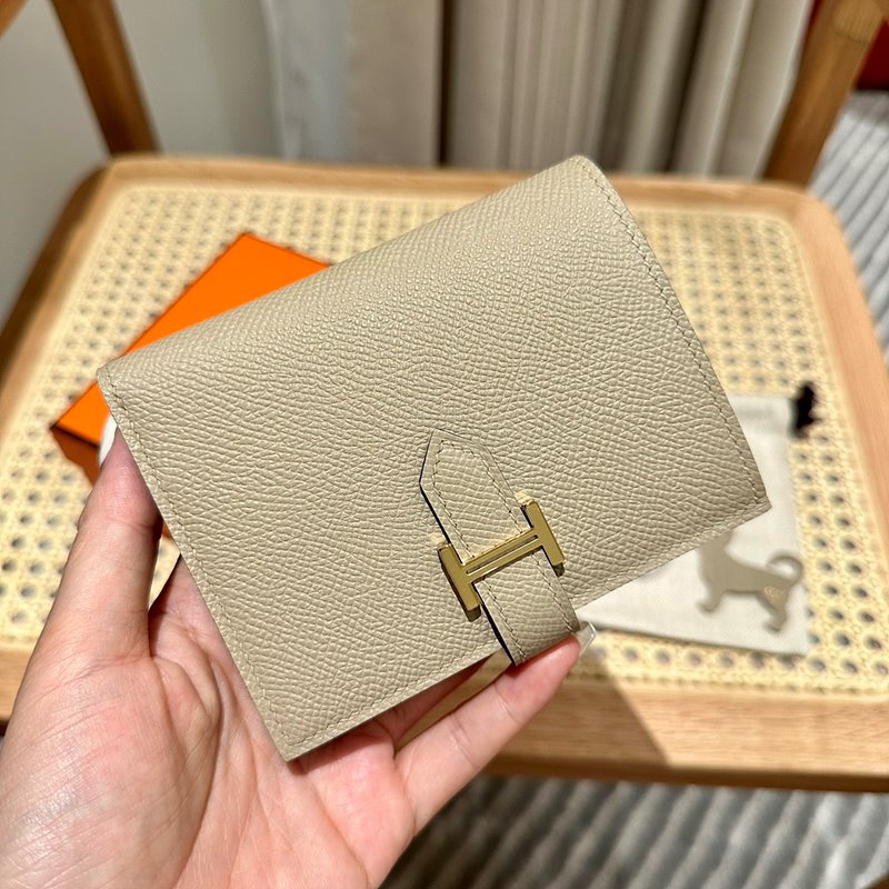 [하이엔드급] Hermes 에르메스 베안 컴팩트 지갑 Bearn Compact Wallet / S2 트렌치 엡솜 금장