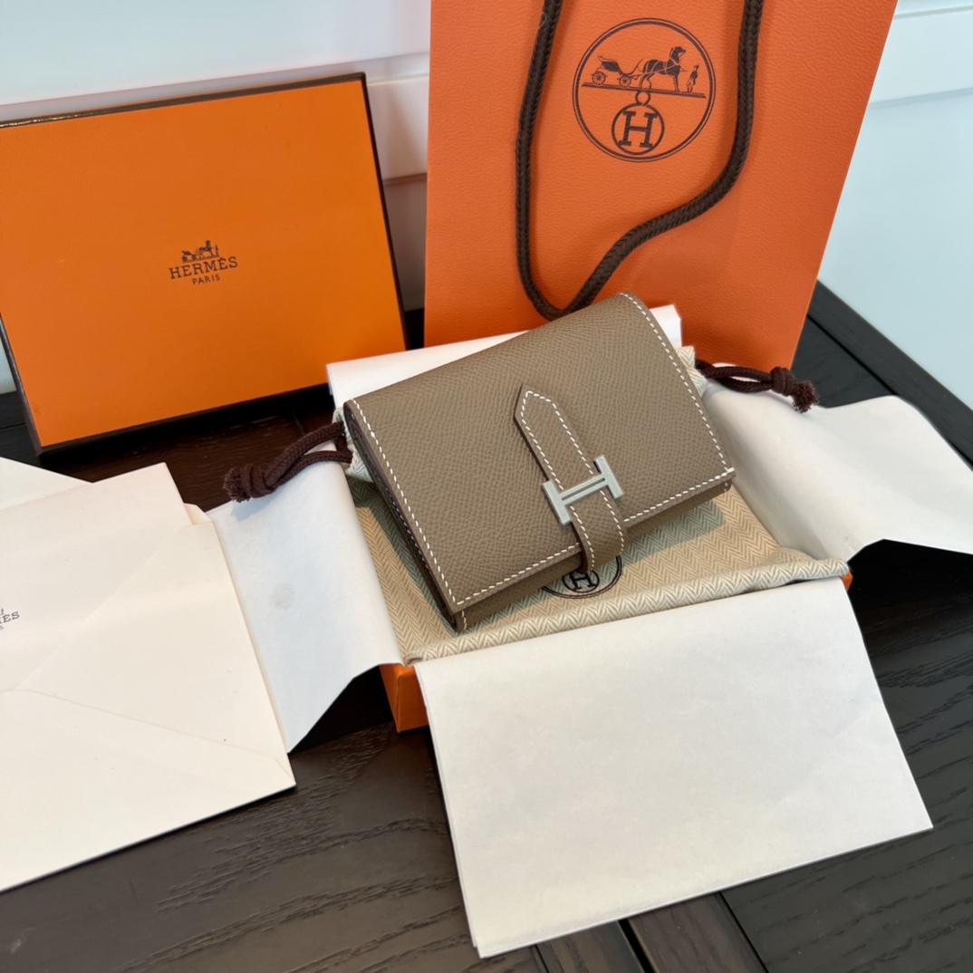 [하이엔드급] 에르메스 베안 트라이폴드 지갑 Hermes Bearn Wallet / CK18 에토프 엡솜 은장 [매장가390만원대]